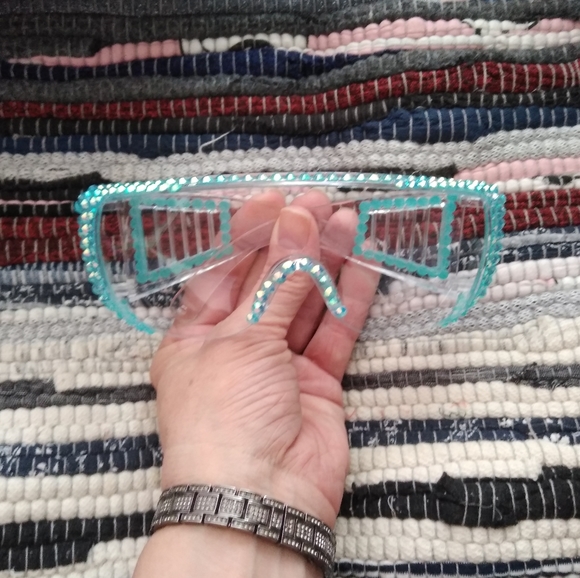 Protective Fashion Clear Blinged Safety Glasses - Picture 9 of 9